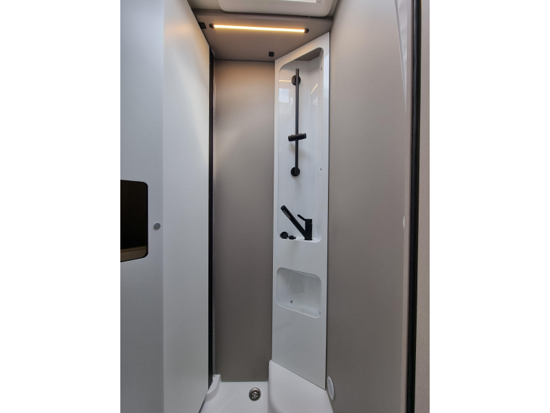 Bürstner Campeo TD 690 G Hefbed / Combi 6D / Maxi  foto: 14