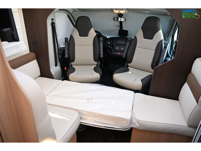 Eura Mobil Forster 699EB Foto: 7