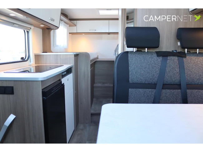 Carado V337 Fiat 140pk Automaat | Pro + Pakket | Compact model | Lengtebedden | Nieuw uit voorraad leverbaar | foto: 8