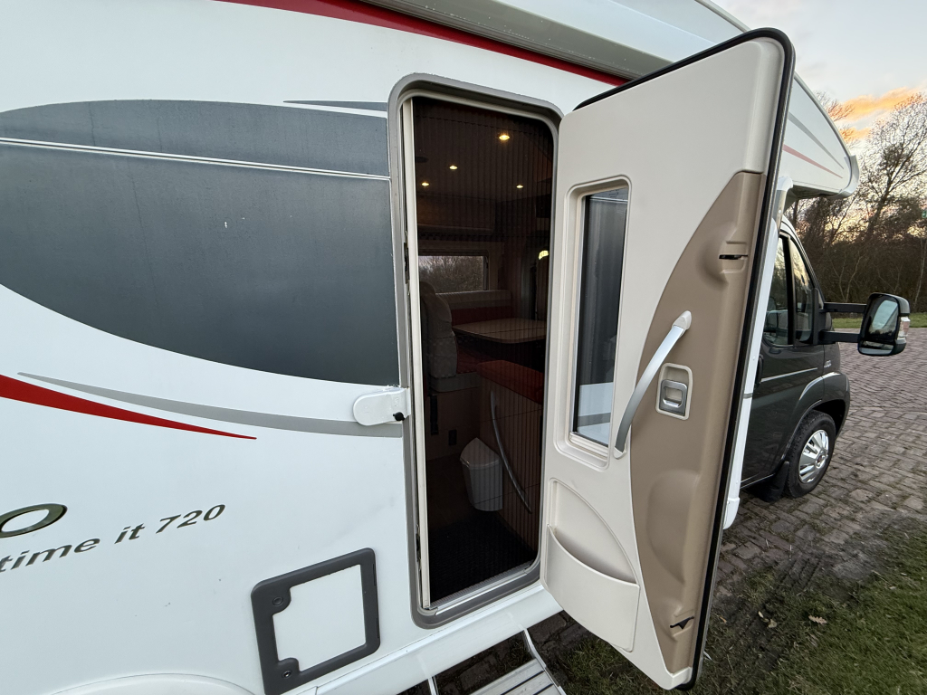 BUERSTNER BIT720 photo: 16