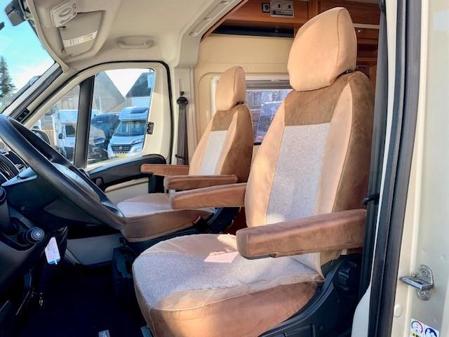 POESSL Globecar Campscout | lengte bedden | 150PK MAXI| Busbiker Poessl Globecar Campscout |Lengte bedden 150PK foto: 11