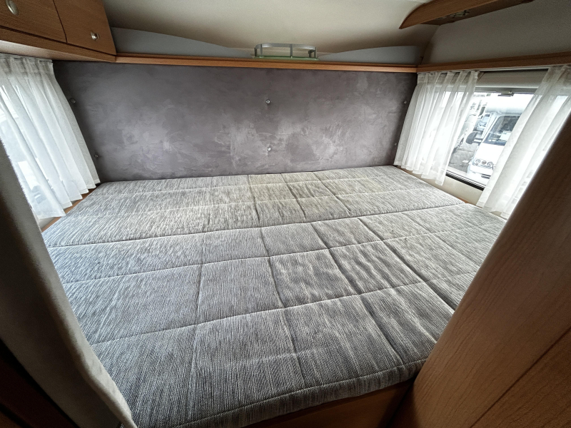 Knaus Sport TR Alkoven/Querbett/2008/Klima Foto: 11