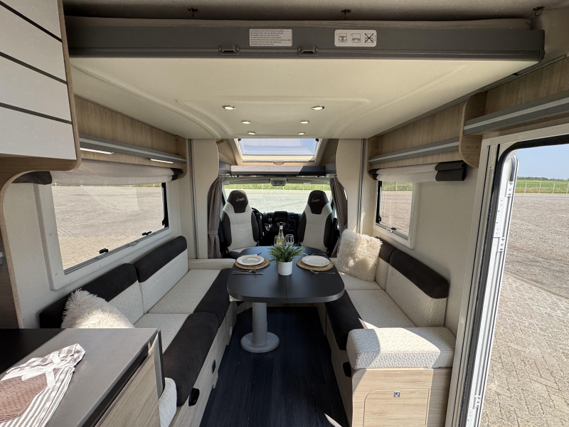 Challenger Graphite VIP 260 Ruimtewonder Automaat  foto: 13