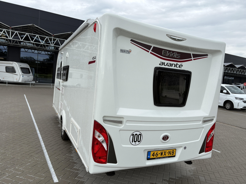 Elddis Avante 454 Queensbed/Mover/Luifel  foto: 2