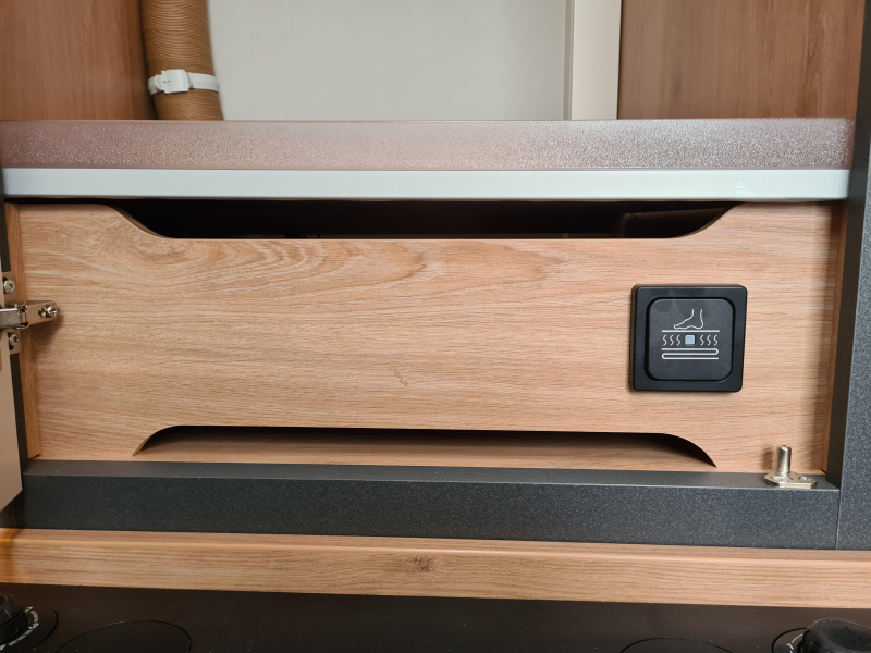 Knaus Sport 500 EU Cassetteluifel  foto: 16