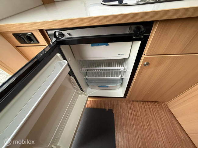 TEC 390 Travelbird voortent foto: 14