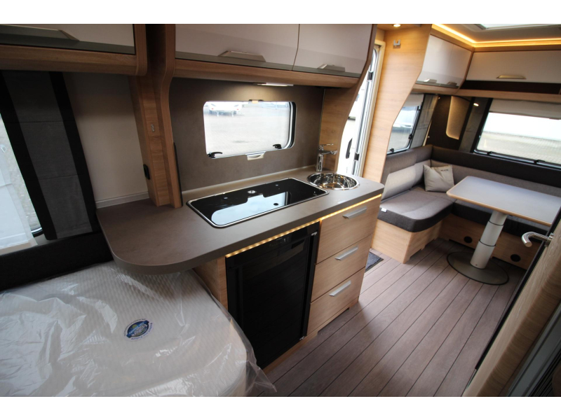 Knaus Sudwind Black Selection 500 EU Enkele bedden & rondzit!  foto: 10