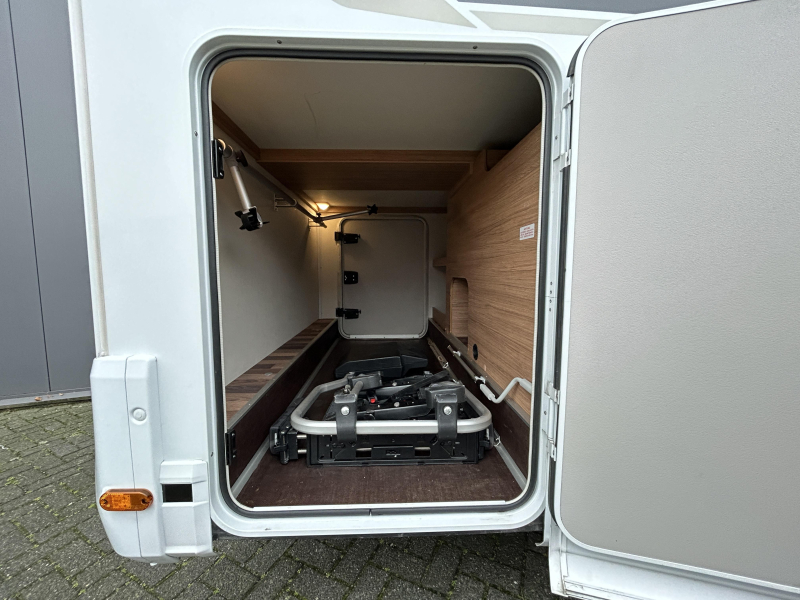 Weinsberg CaraCore 700 MEG Automaat, Solar, Inverter  foto: 4