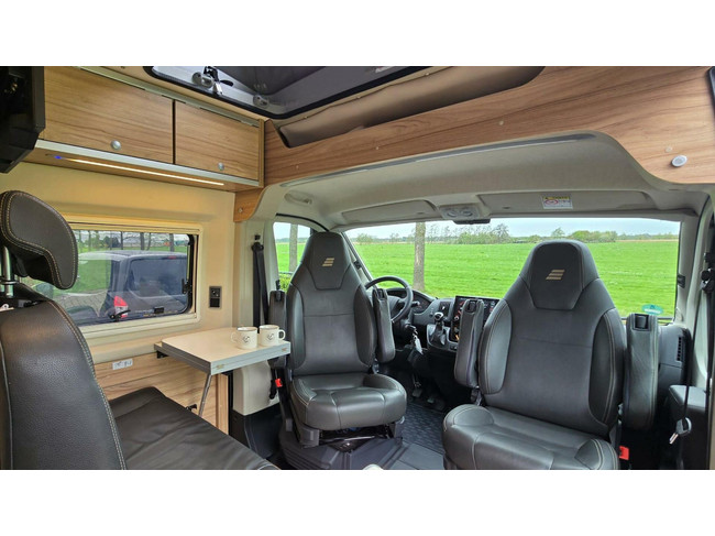 Hymer Ayers Rock 540 * 9G Auto * Anhängerkupplung * Lithium Foto: 1