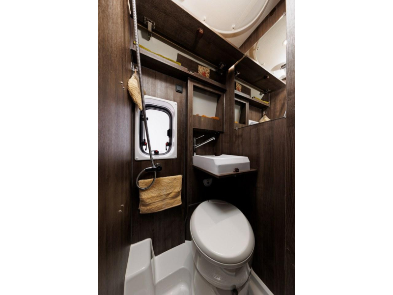 Benimar Benivan 161 ES NU MET €10.500 KORTING  foto: 17