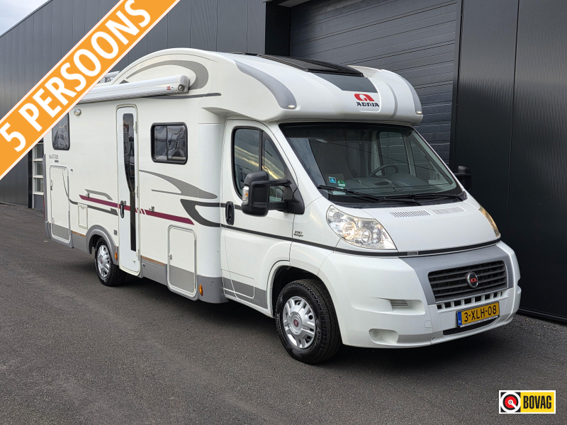 Adria Matrix M 680 SP 5 Gordeplaatsen!  foto: 0