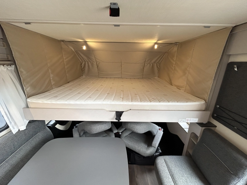 Hymer Exsis-I 678 Losse bedden, Hefbed  foto: 16
