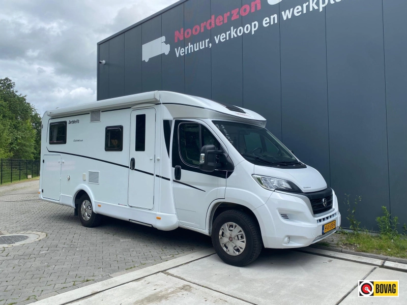 Dethleffs Globebus T 6 - Hoher K&uuml;hlschrank Foto: 0