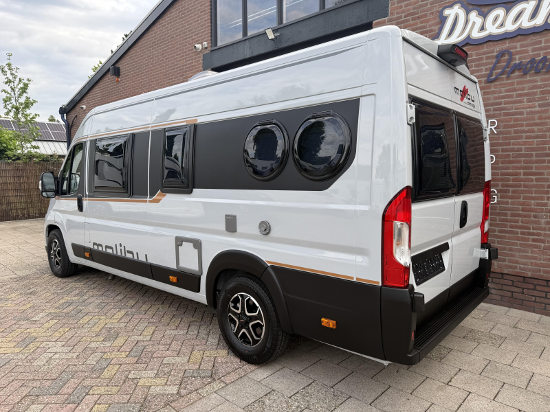 Malibu Van 640 LE New model! Automatic! photo: 8