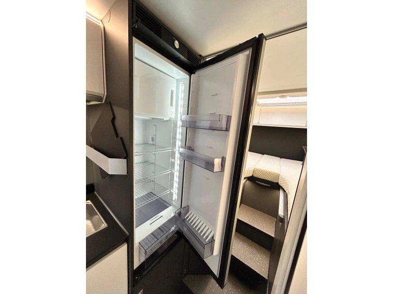Adria Compact Max DL SL160pk Dieselkachel  foto: 15