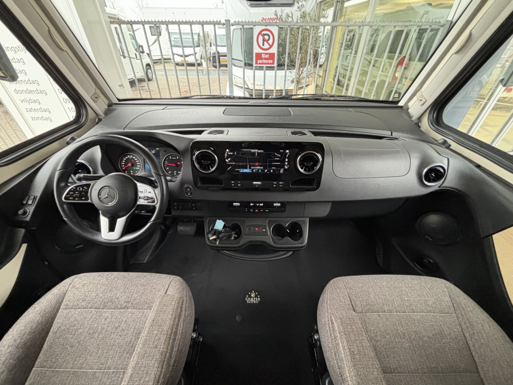 Hymer BMC 680 SilverLine MERCEDES 9T AUTOM&Aacute;TICO CAMAS INDIVIDUALES foto: 14