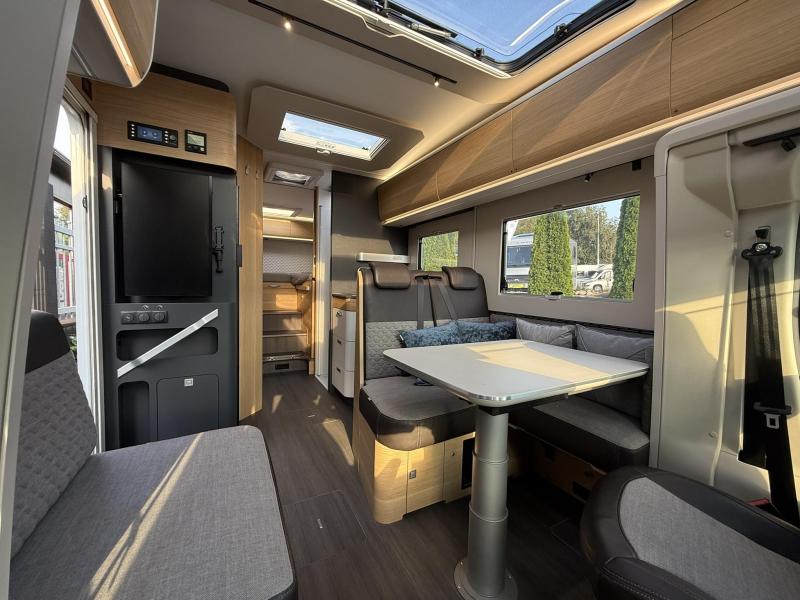 Adria Coral Plus 670 SL -VOL ACCESSOIRES  foto: 10