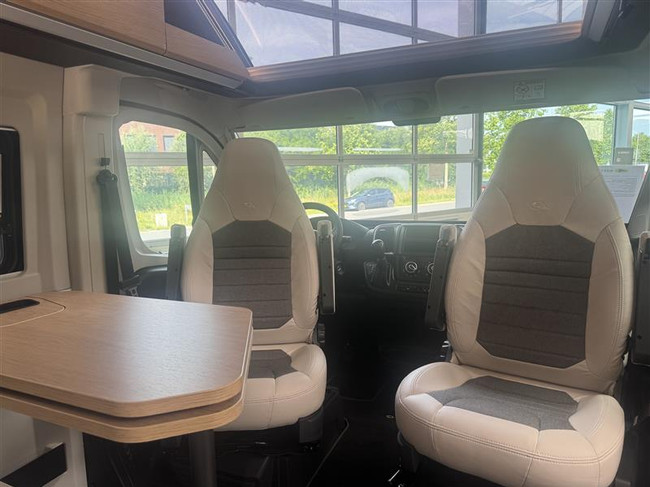 Adria Twin 640 SGX 60 YEAR foto: 2