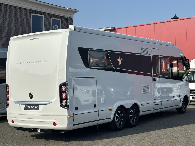 Niesmann+Bischoff Arto 85 E Levelsysteem Bovenkastjes photo : 3