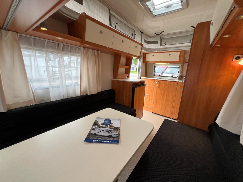 Kip Kompakt 37 EK mover, avance, toldo foto: 7