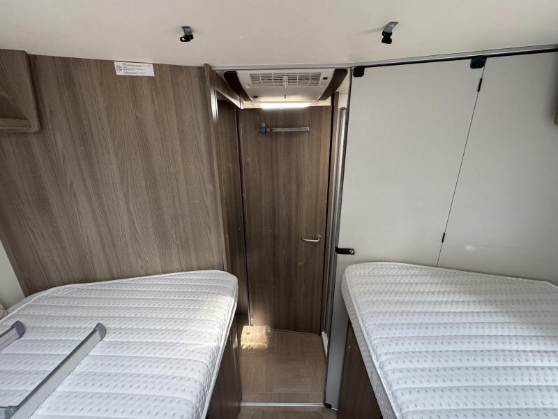 LMC Element 758 G Automaat, airco  foto: 9