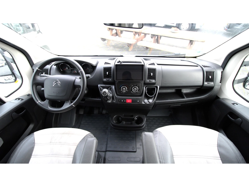 Sunlight T 68 Adventure Edition Camas individuales / Cama abatible foto: 4
