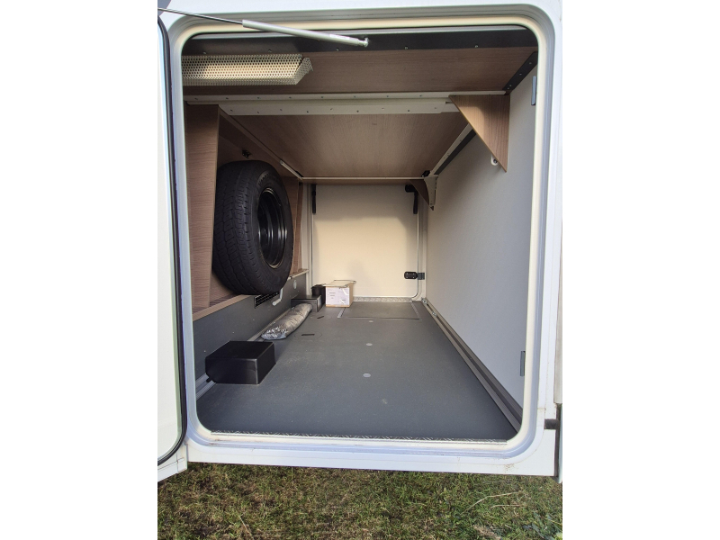 Malibu Compact AUTOMAAT 130PK 1e eig NW  foto: 18