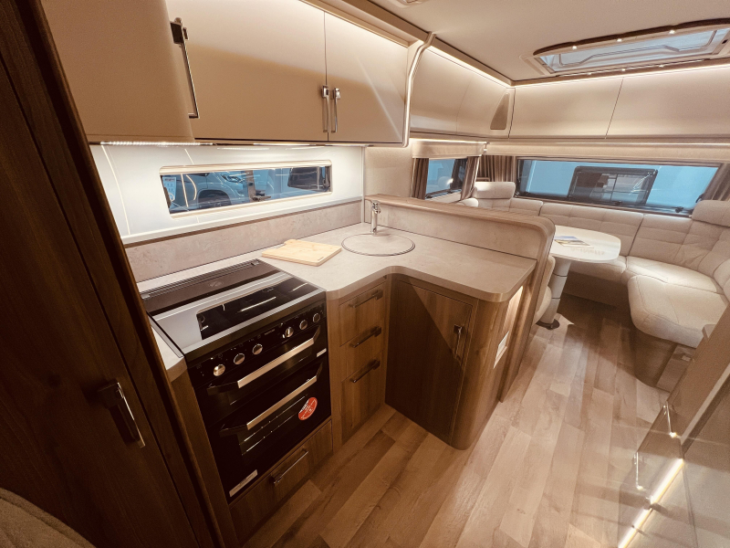 Kabe Royal 600 CXL ROYAL 600 CXL DXL KS  foto: 12