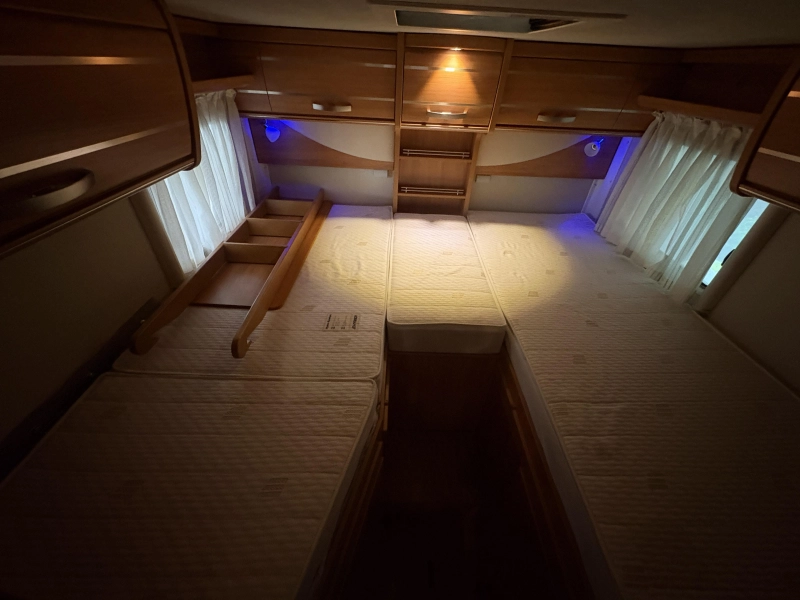 Hymer Exsis-I 474 zonnepaneel / bearlock  foto: 14