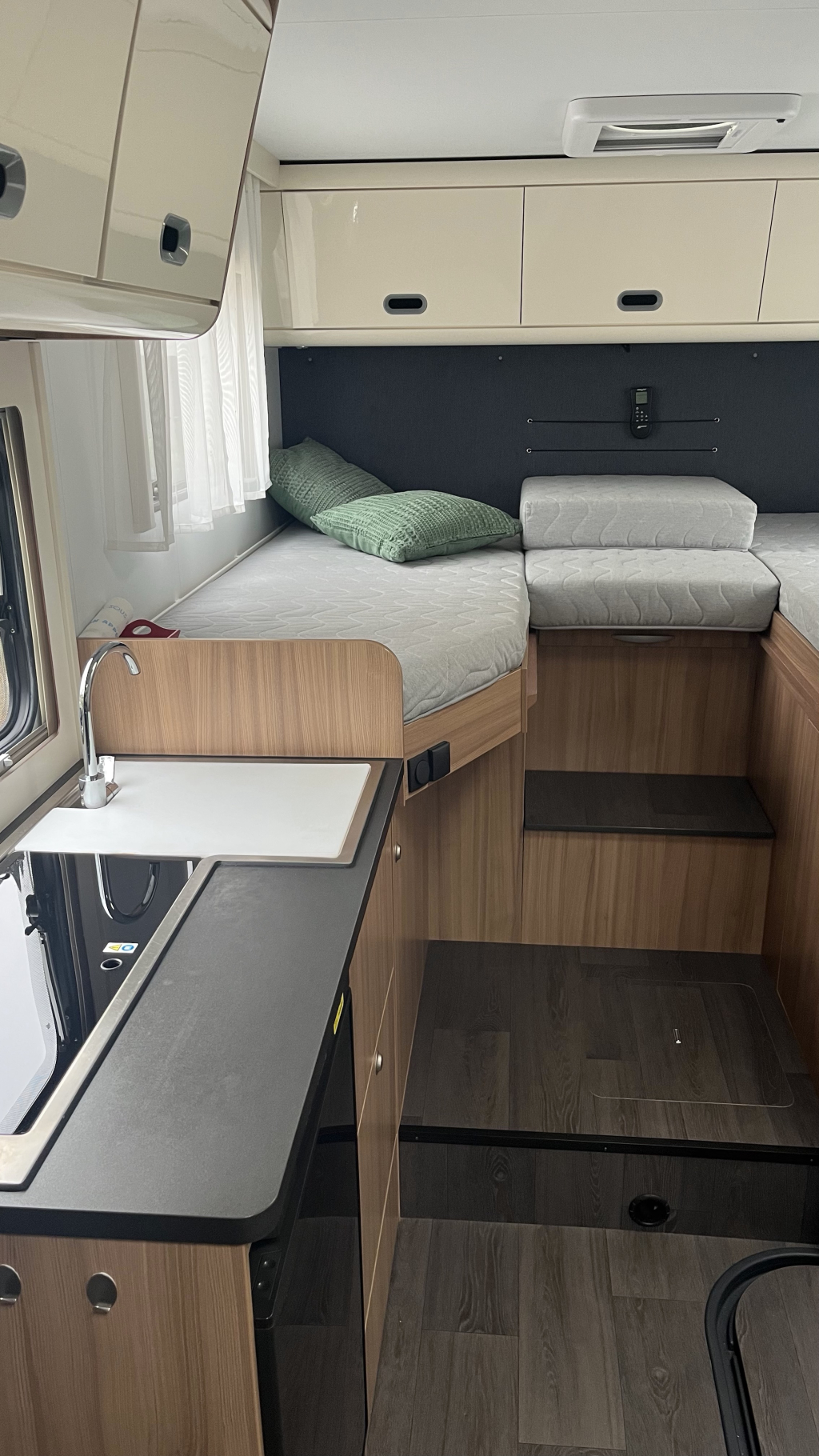 Sun Living S65SL photo: 17