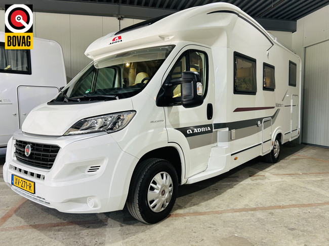 Adria MATRIX M 670SL PLUS Met enkele bedden en slechts 65.000 Km! foto: 0