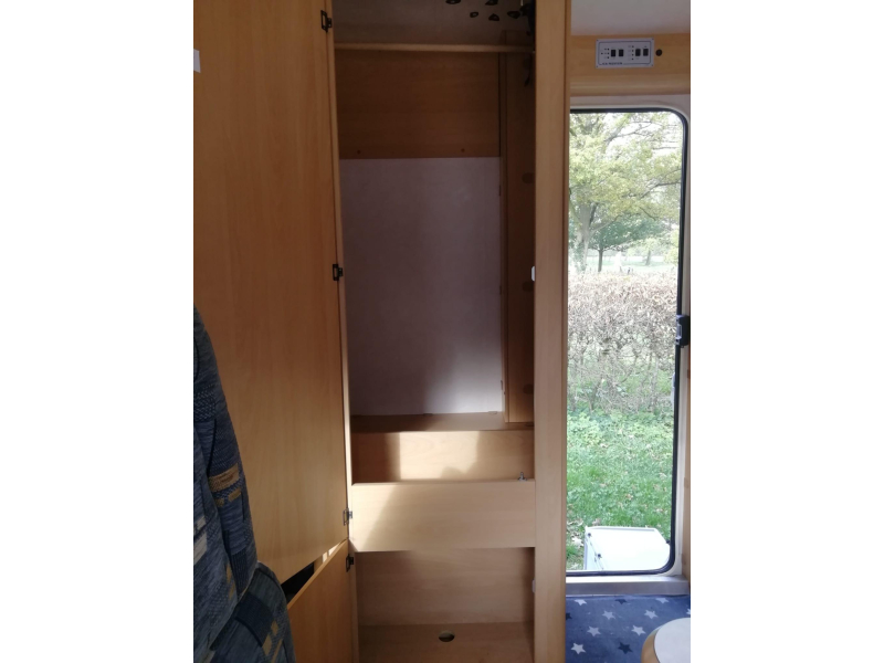 Adria Coral 573 DS met extra grote Sola  foto: 17