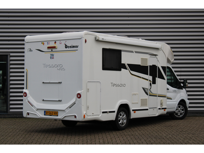 Benimar Tessoro 495 170PK VB Luchtvering  foto: 2