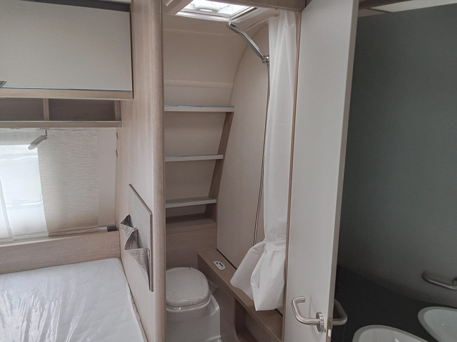 Bürstner Premio 550 TK foto: 19