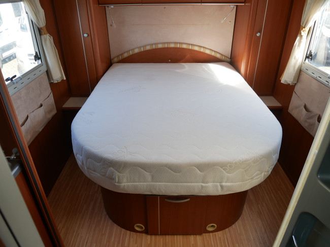 McLouis Tandy 672, Autom&aacute;tico, Semi Integral, Cama Queen foto: 15