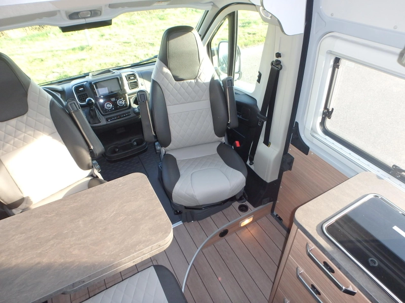 Weinsberg CaraBus 600 ME FIRE EDITION foto: 16