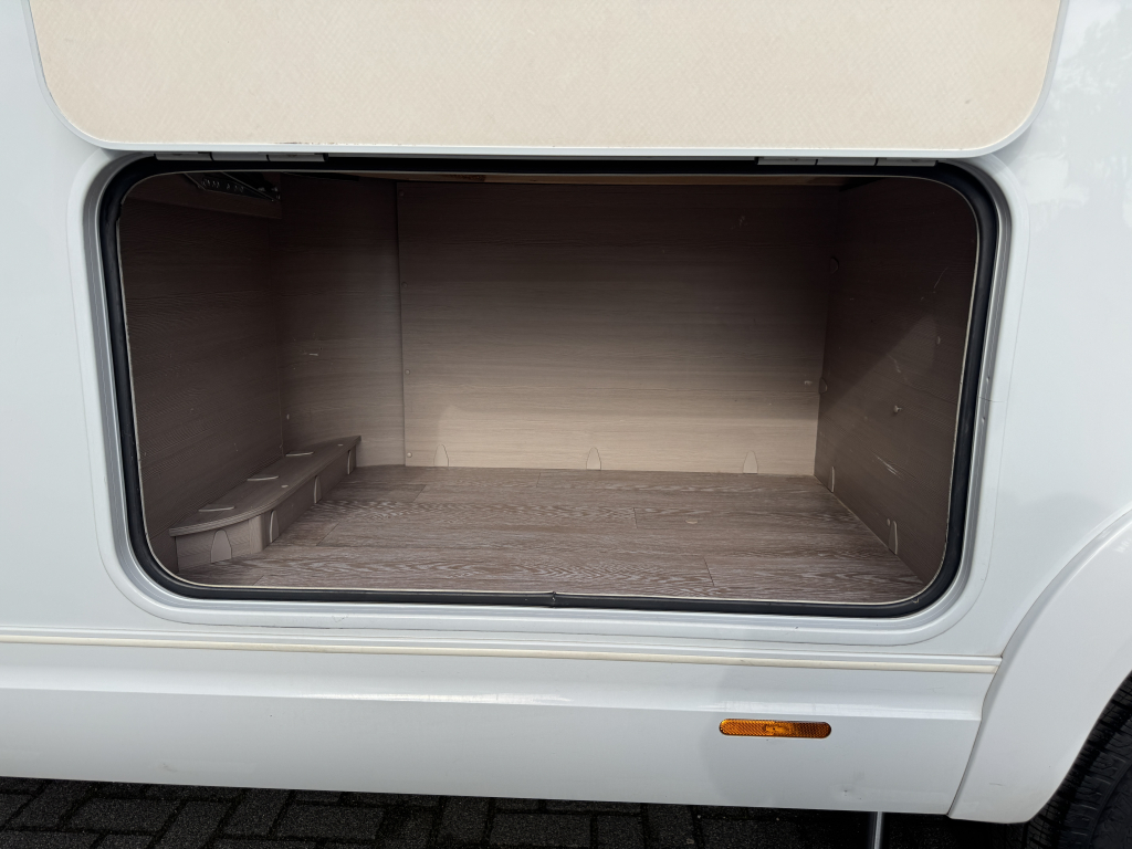 Hobby  Optima de Luxe T70 E foto: 8