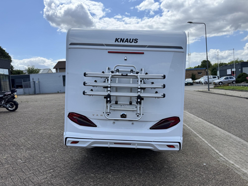 Knaus Van I 550 MF 4 personas autom SmartTV aire foto: 2