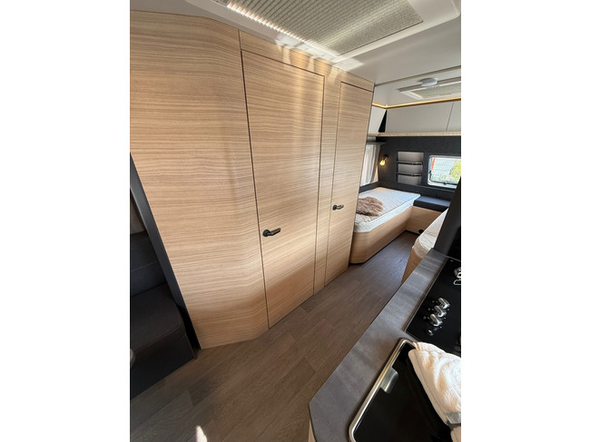 Hobby Maxia 495 UL 2023! Luifel Mover Fietsendrager Nieuwstaat! foto: 6
