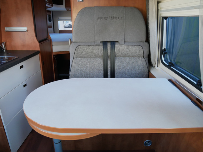 Carthago Malibu Van 600, 6 Meter Buscamper, Groot Bed!! foto: 10