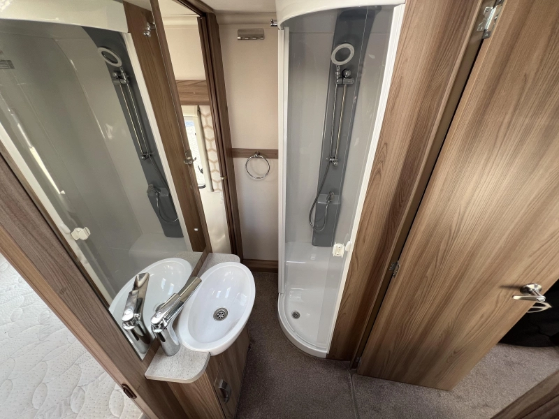 Sprite Cruzer 520 SR Mover Sackmarkise Queensbett Foto: 13