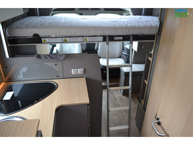 LMC Tourer Lift 664G foto: 12