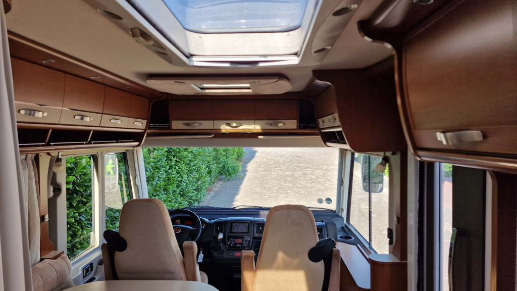 Hymer B 578 photo : 5