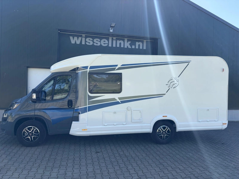 Knaus L!ve Ti 650 MEG Camas individuales bajas 180cv foto: 2