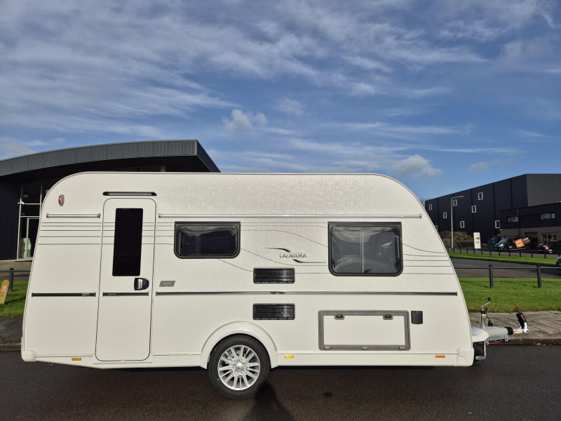 Tabbert Cazadora 420 QD 2.3 Indeling met mega keuken!