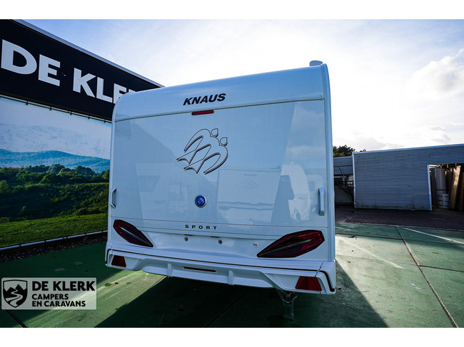 Knaus SPORT 500 KD gas Christmas Special