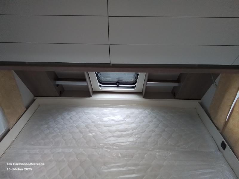 Hobby Ontour 390 SF compacte caravan  foto: 3