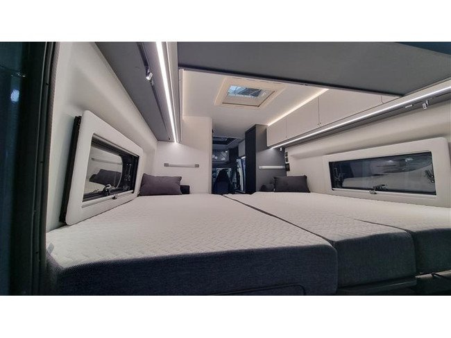 Adria Twin Supreme 640 SLB photo : 13