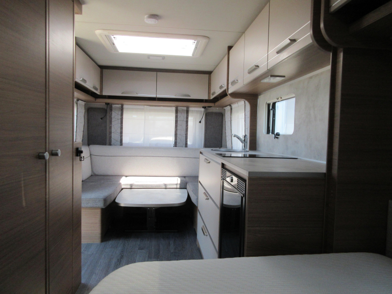 Knaus Sport E-Power Selection 500 FU MUY COMPLETA Y CAMA FRANCESA foto: 3