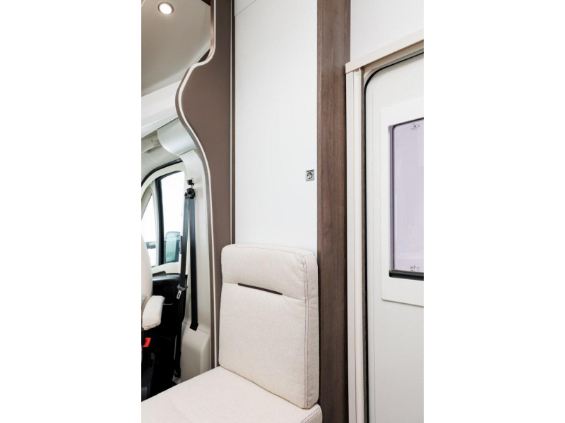 Benimar Tessoro 430 NU MET € 13.000 KORTING  foto: 8